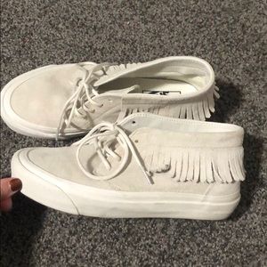 Vans light gray sk8-hi fringe